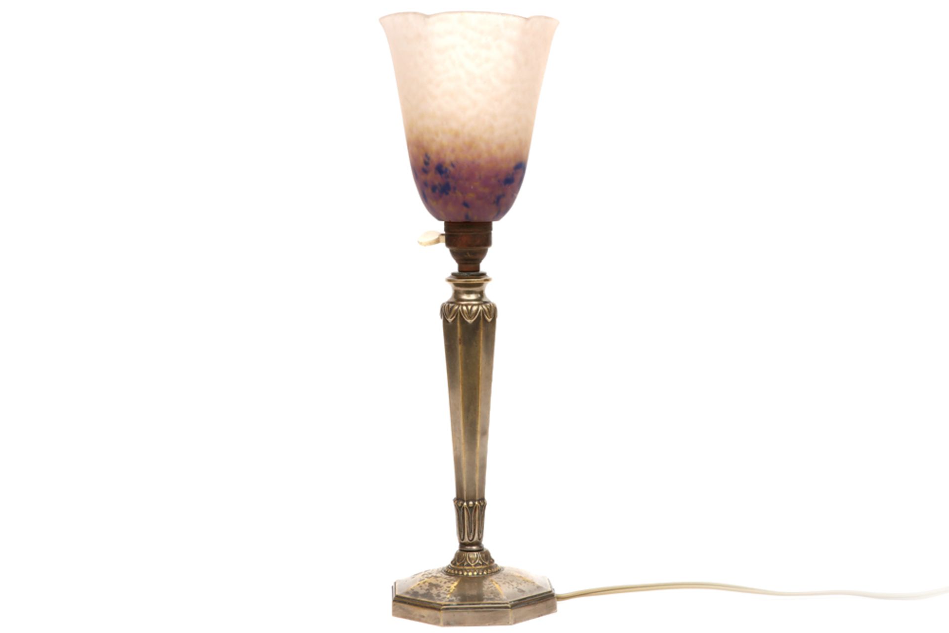 French Schneider signed Art Deco lamp with a silverplated base and a shade in pâte de verre ||