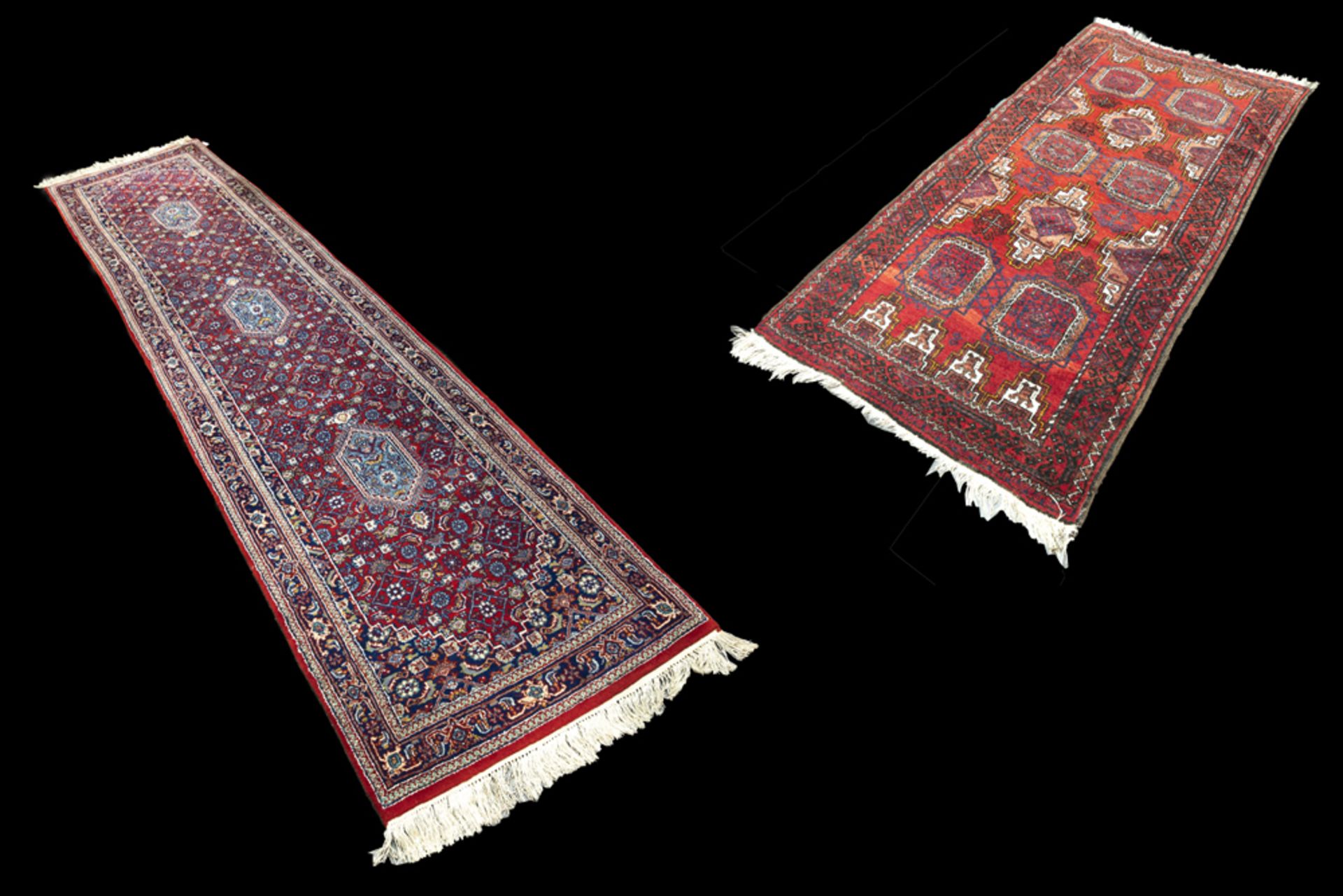 Cachemerean Bidjar runner and Afghan Yomouth || Lot met een Obiti-bidjar loper (360 x 89) en een