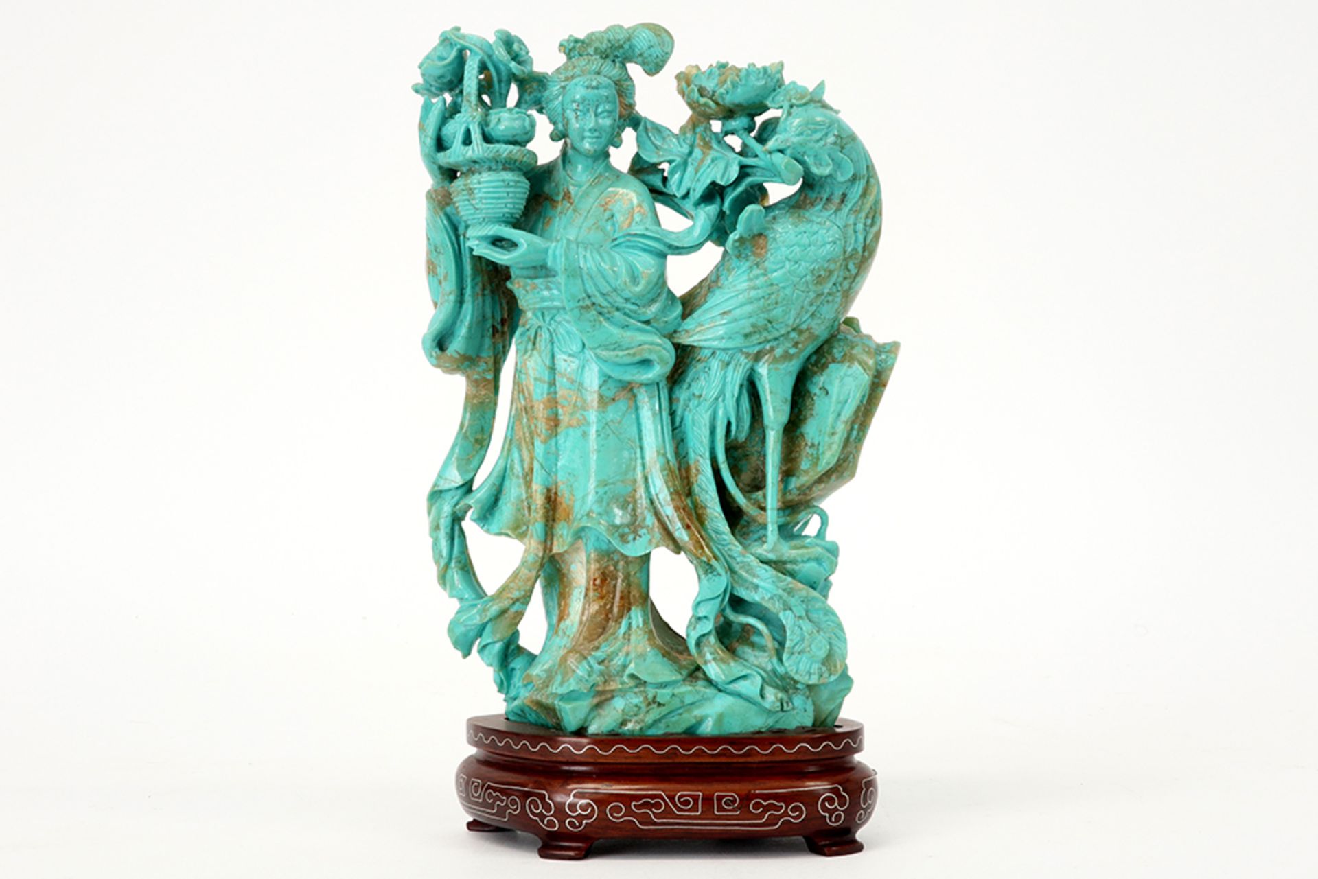 Chinese sculpture in turquoize || Chinese sculptuur in turkoois : "Hofdame met pauw" - hoogte : 19,5