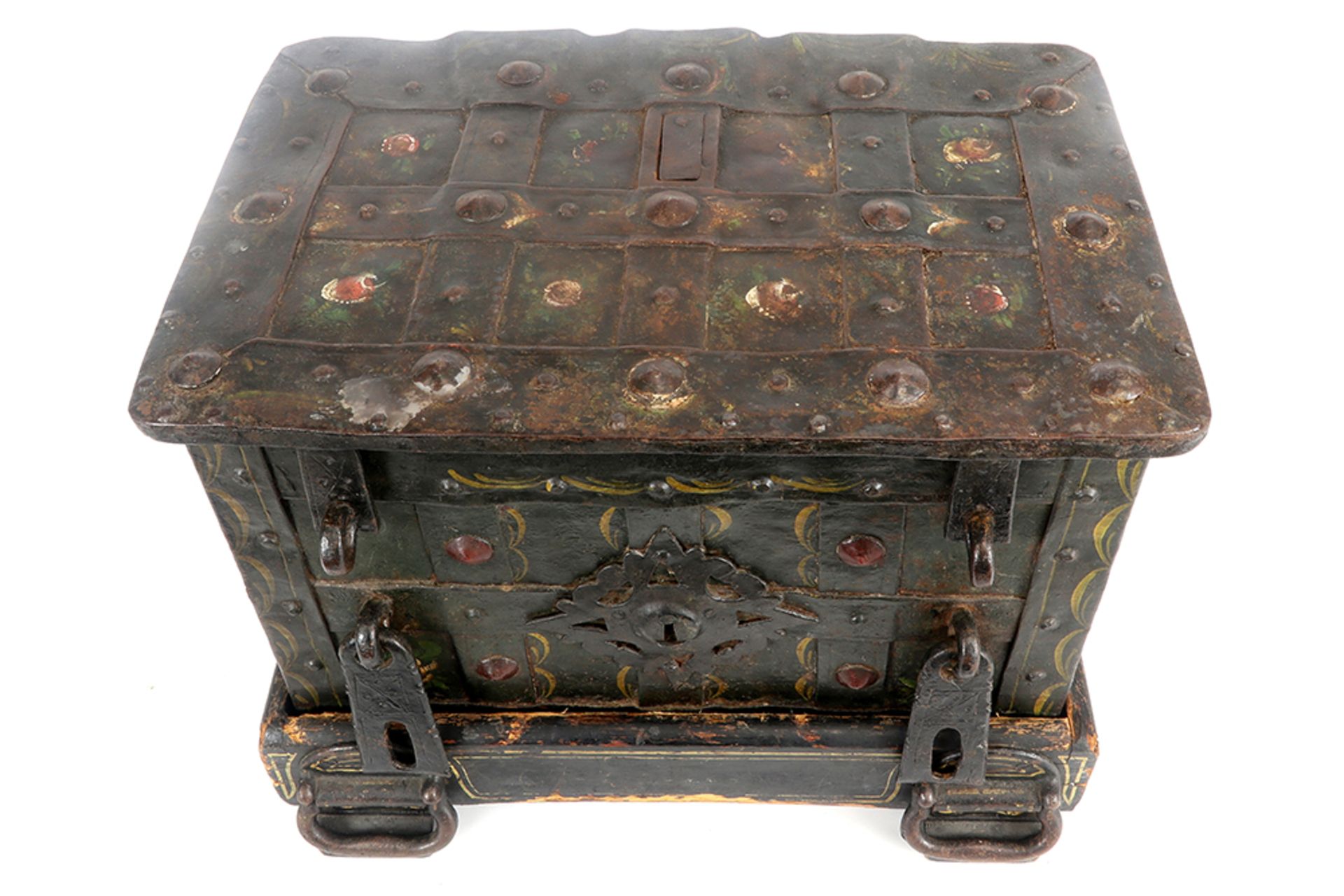 17th Cent. because of the small size quite rare chest in iron with remains of the original - Image 6 of 9