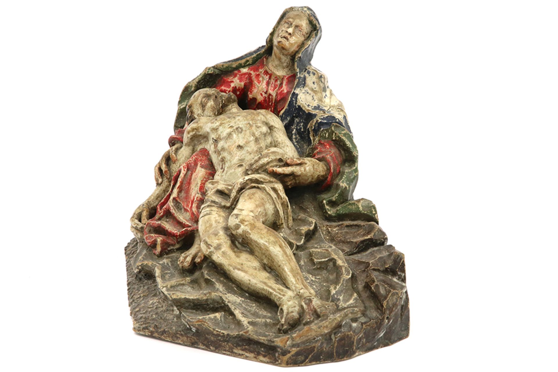 16th Cent. European "Pieta" sculpture in wood with original polychromy || EUROPA - 16° EEUW mooie - Image 2 of 4