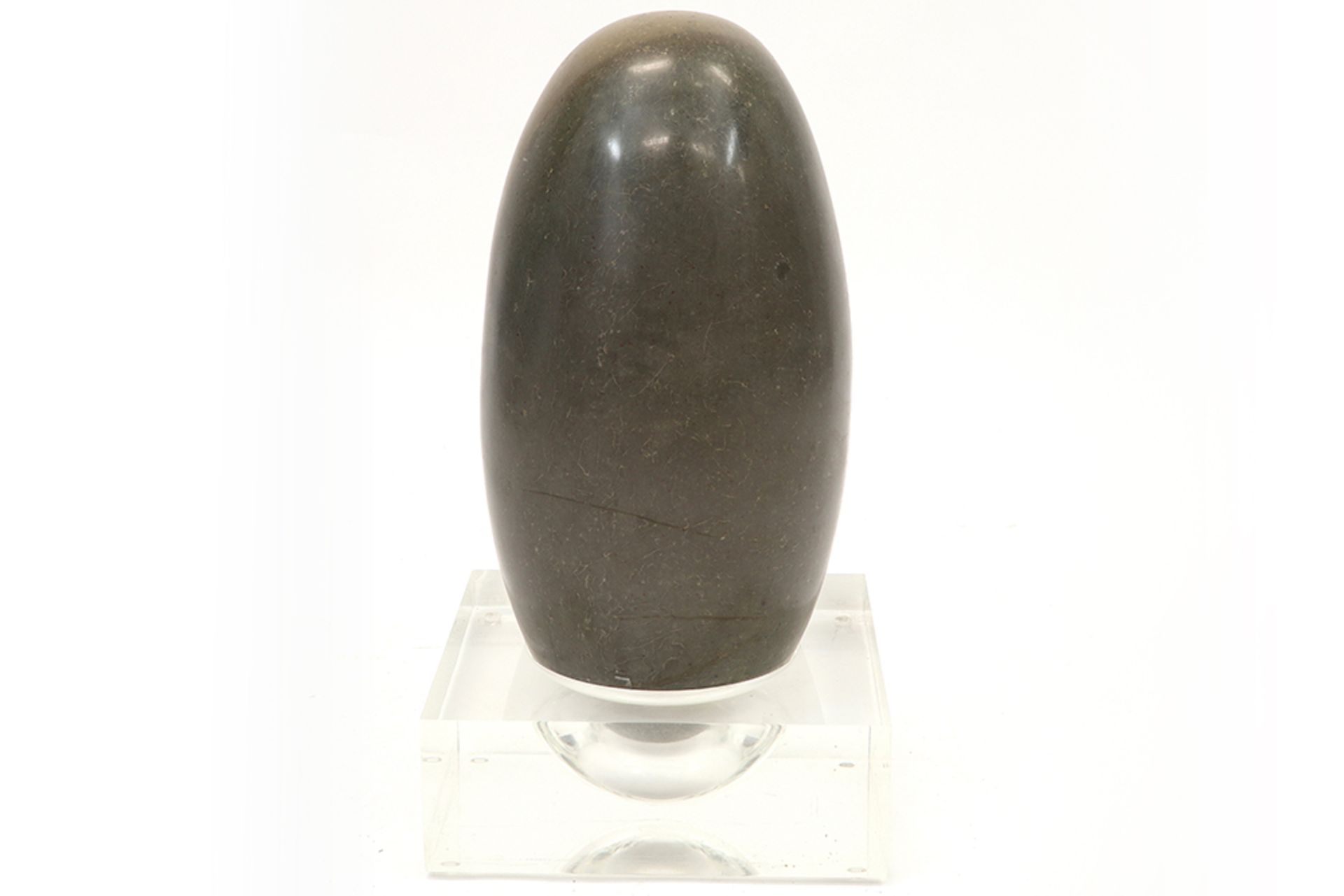 Nepalese because of the highth and the natural inclusion in the stone rare tantric Shiva Lingam || - Image 3 of 4