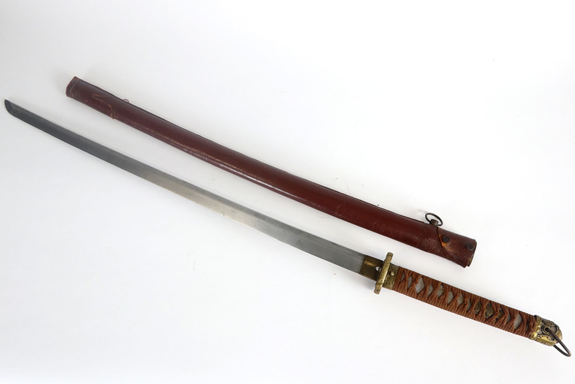 antique Japanese Meiji period "Nanbuko-cho" style sabre || JAPAN - MEIJI-periode - 2° HELFT 19° EEUW - Bild 3 aus 3