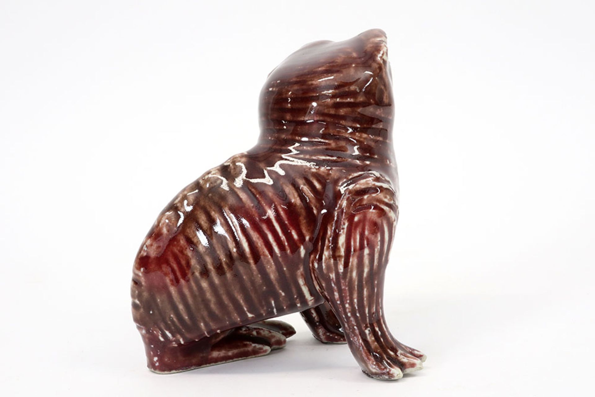 antique Chinese "mythical animal" sculpture in porcelain with oxblood glaze || Antieke Chinese - Image 3 of 3