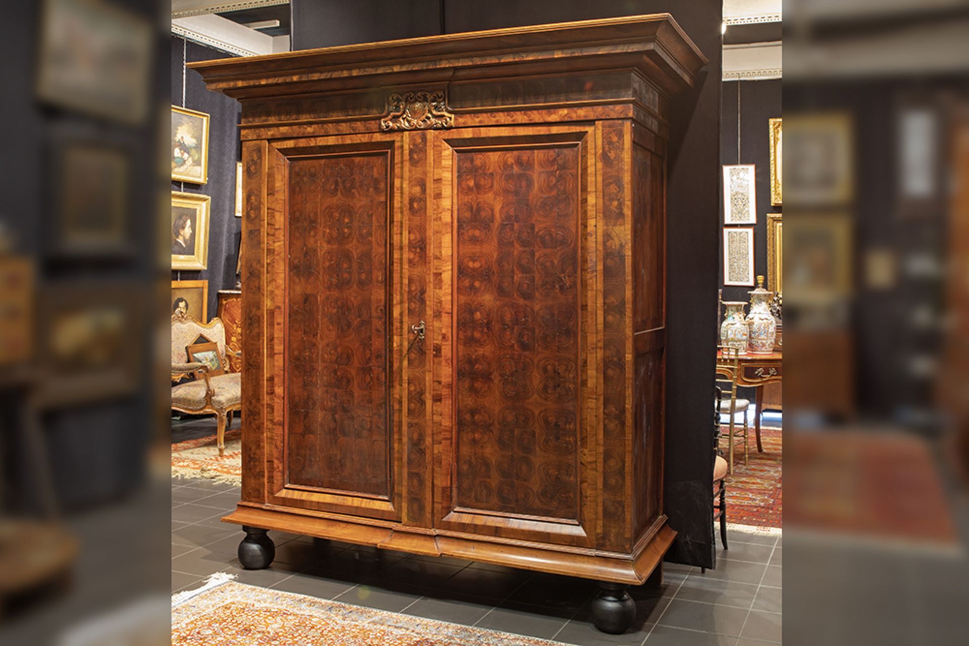 17th/18th Cent. Flemish baroque style wardrobe in cherrywood and oyster veneer - with family