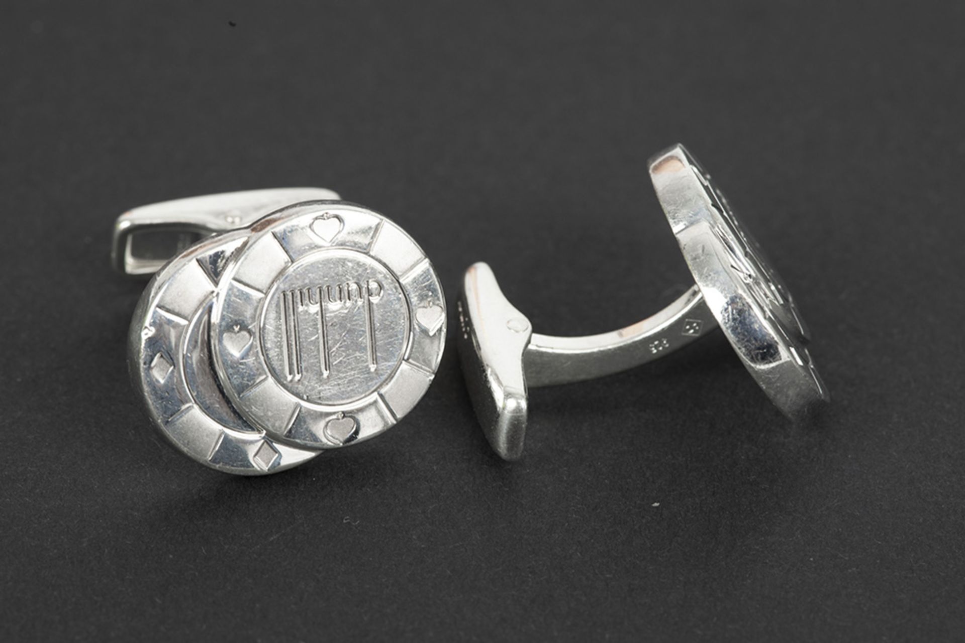 pair of Dunhill signed cuff-links in marked silver || DUNHILL paar manchetteknopen in massief - Image 2 of 3