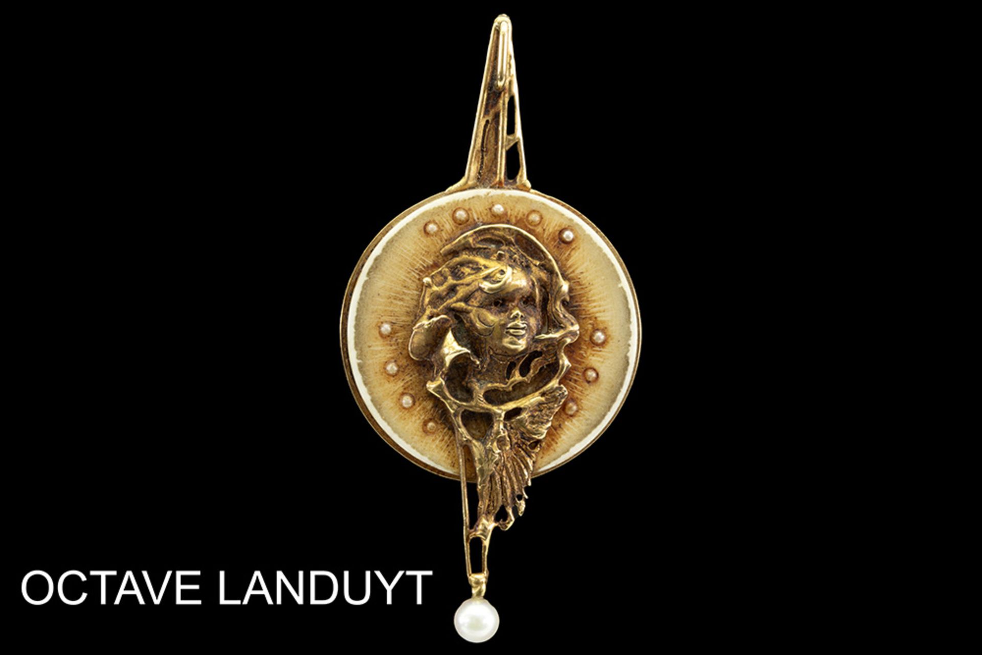 20th Cent. Belgian sculpture/pendant in yellow gold (24 carat bath), Indian ivory and 13 pearls -