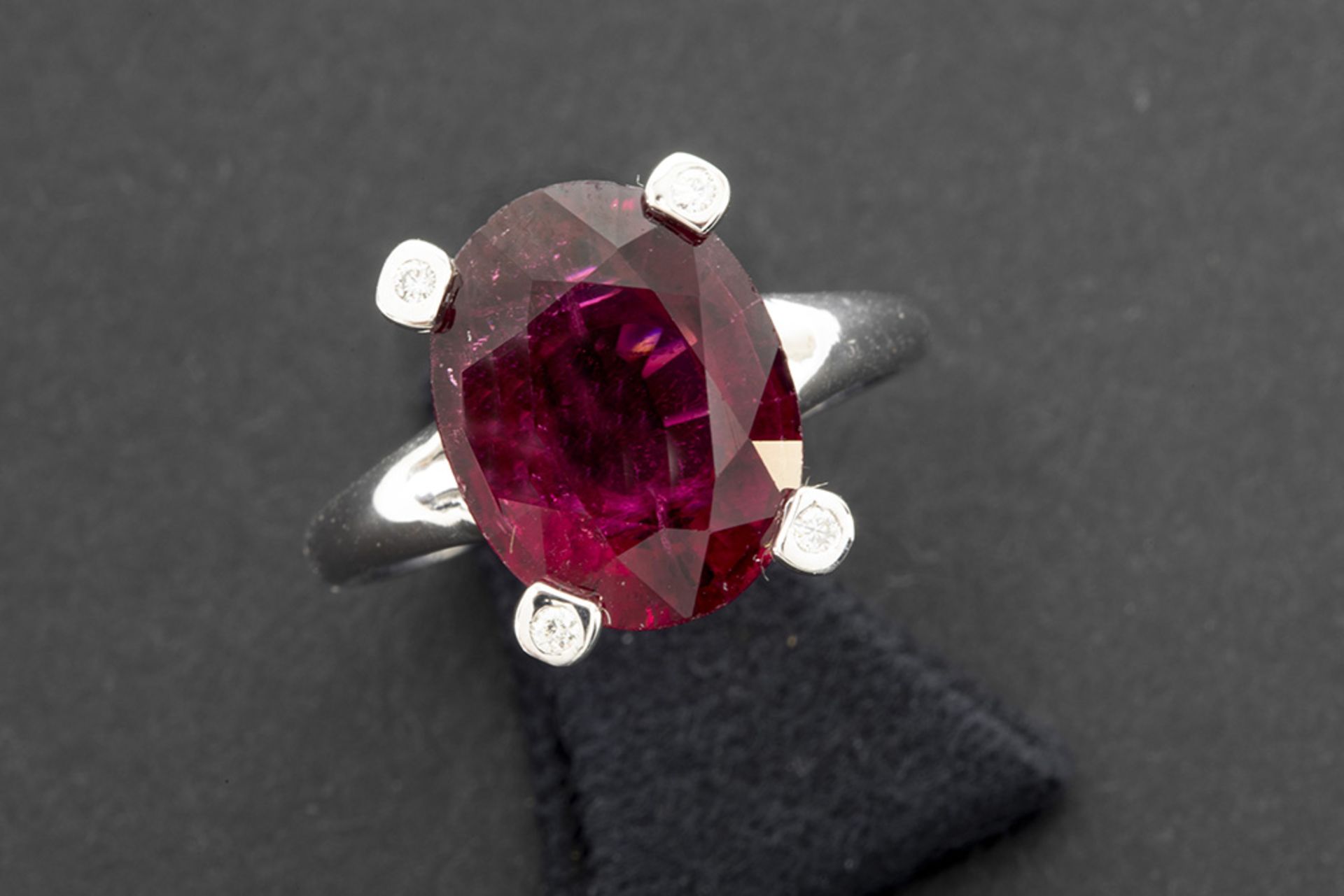 superb rubelite of more then 5 carat with a beautiful natural color set in a handmade ring in