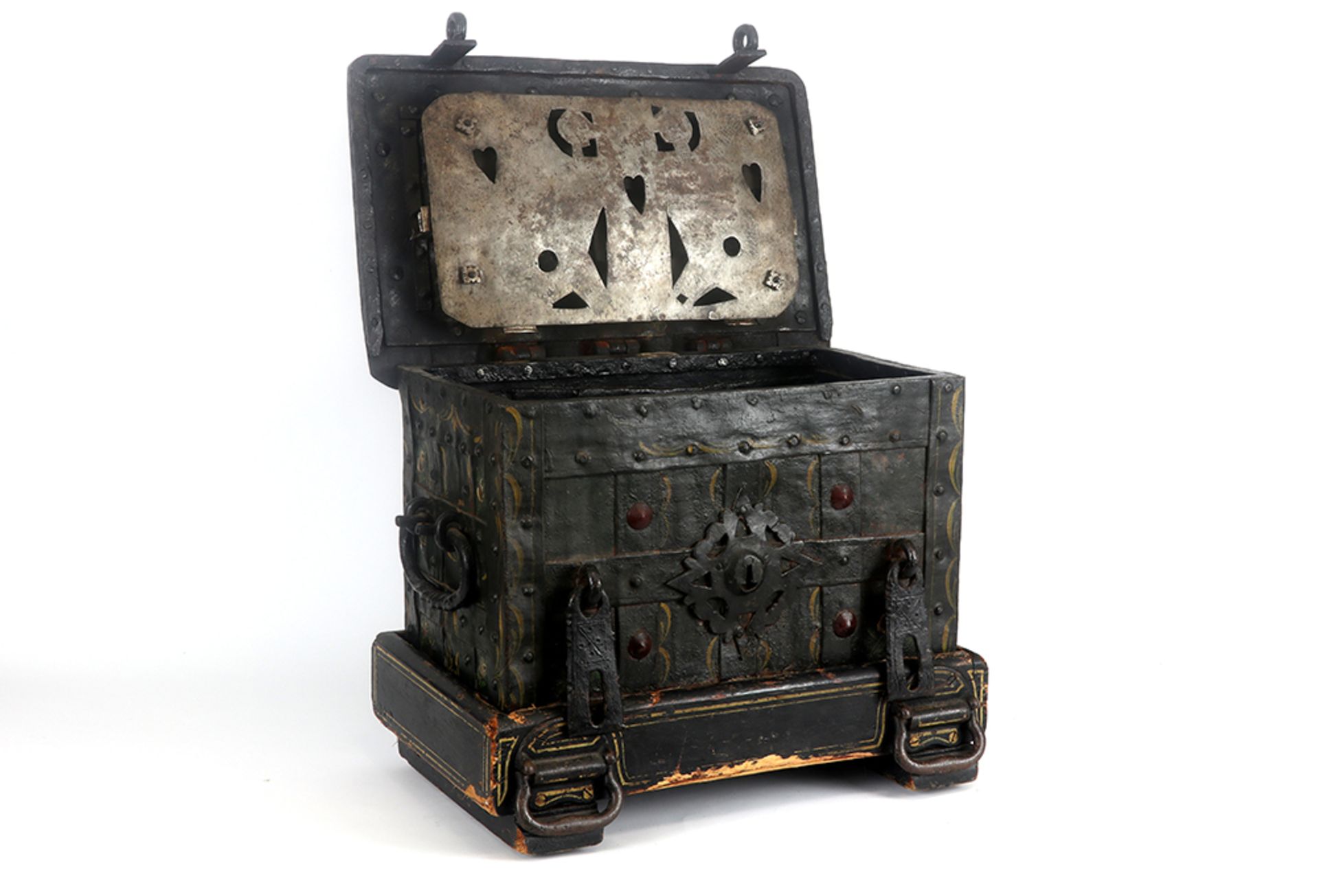 17th Cent. because of the small size quite rare chest in iron with remains of the original - Image 2 of 9