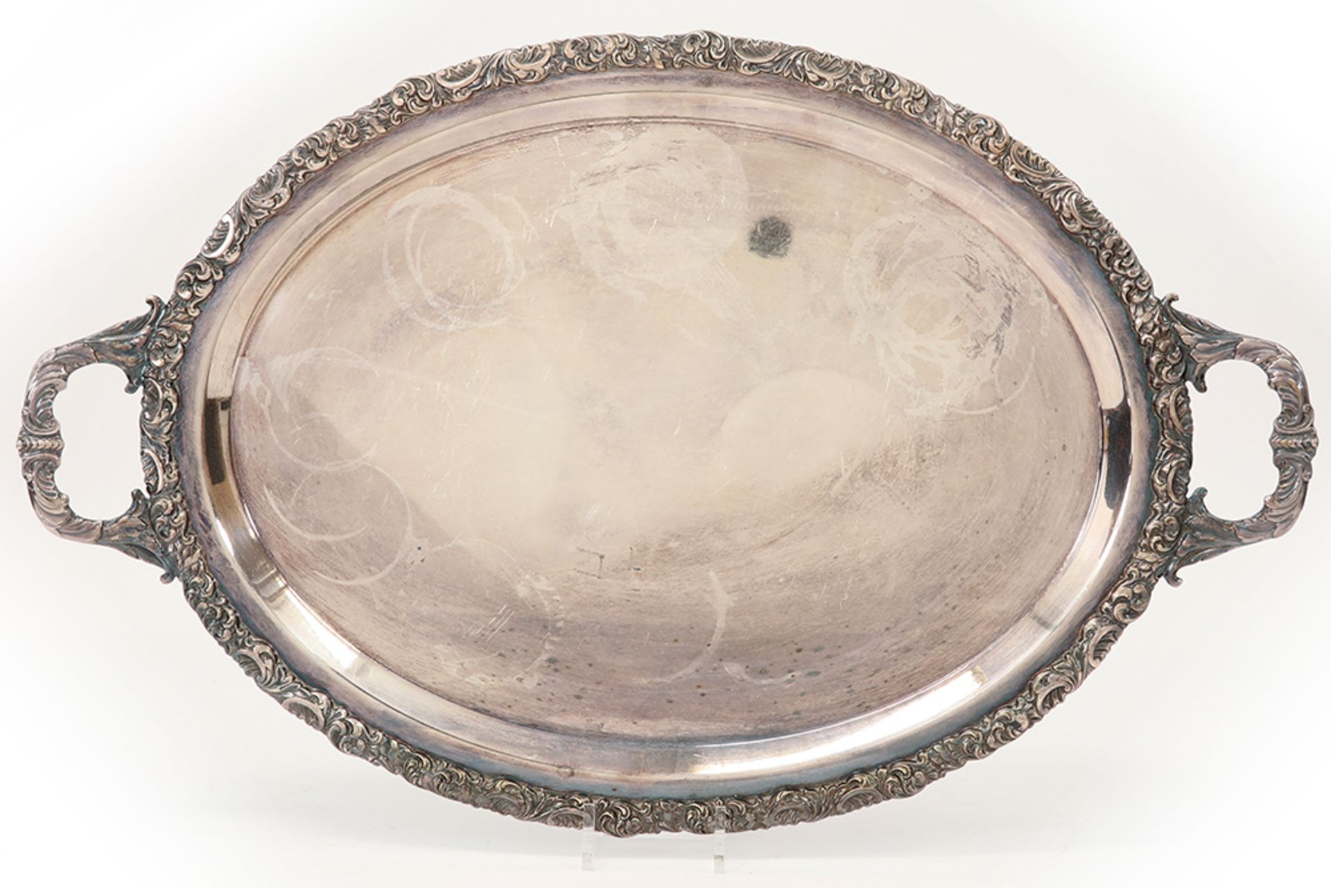 oval silverplated tray || Ovale plateau in verzilverd metaal