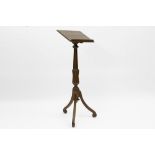 antique oak lectern || Antieke lezenaar in eik