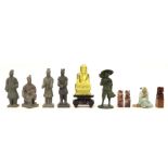 several sculptures with oriental themes || Lot sculpturen met Oosterse thema's, met oa een Taiwanese