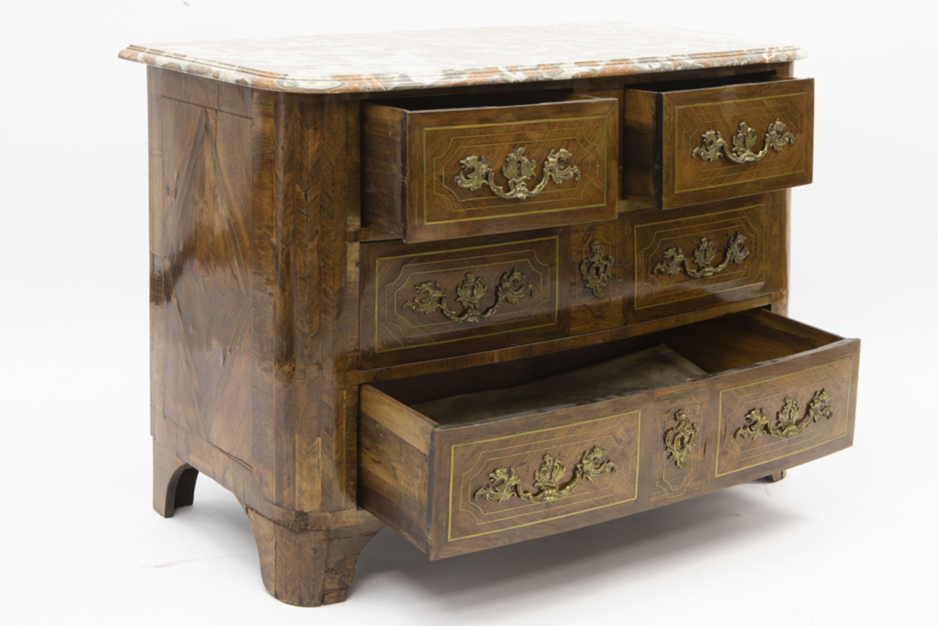 18th Cent. chest of drawers in parquetry with brass inlay, with four drawers with original mountings - Image 5 of 5