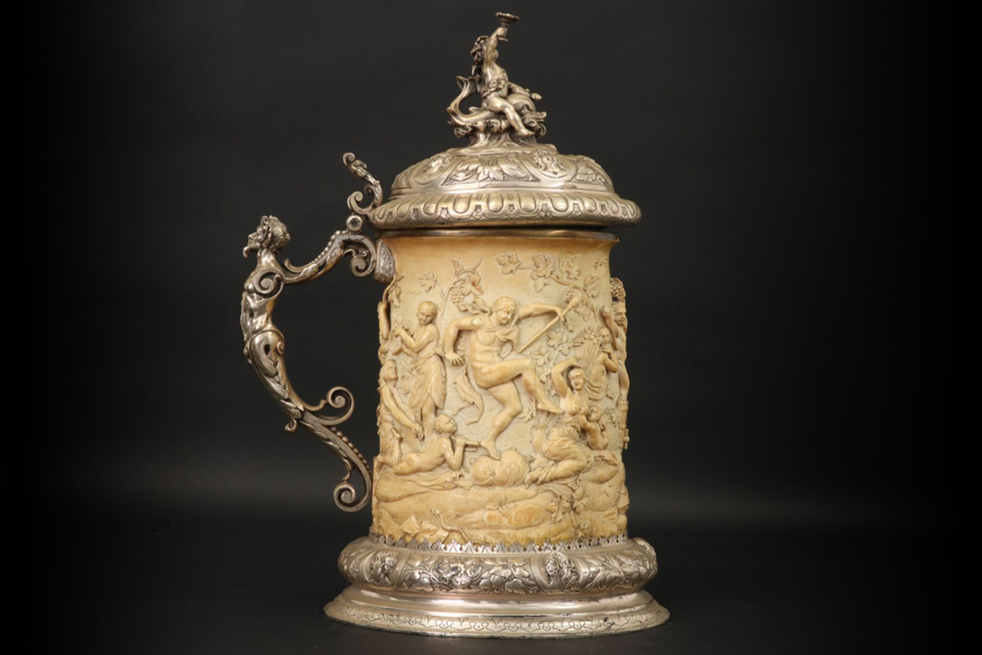 19th Cent. or earlier European, probably French, cup/tankard in ivory and marked solid silver ( - Image 4 of 6