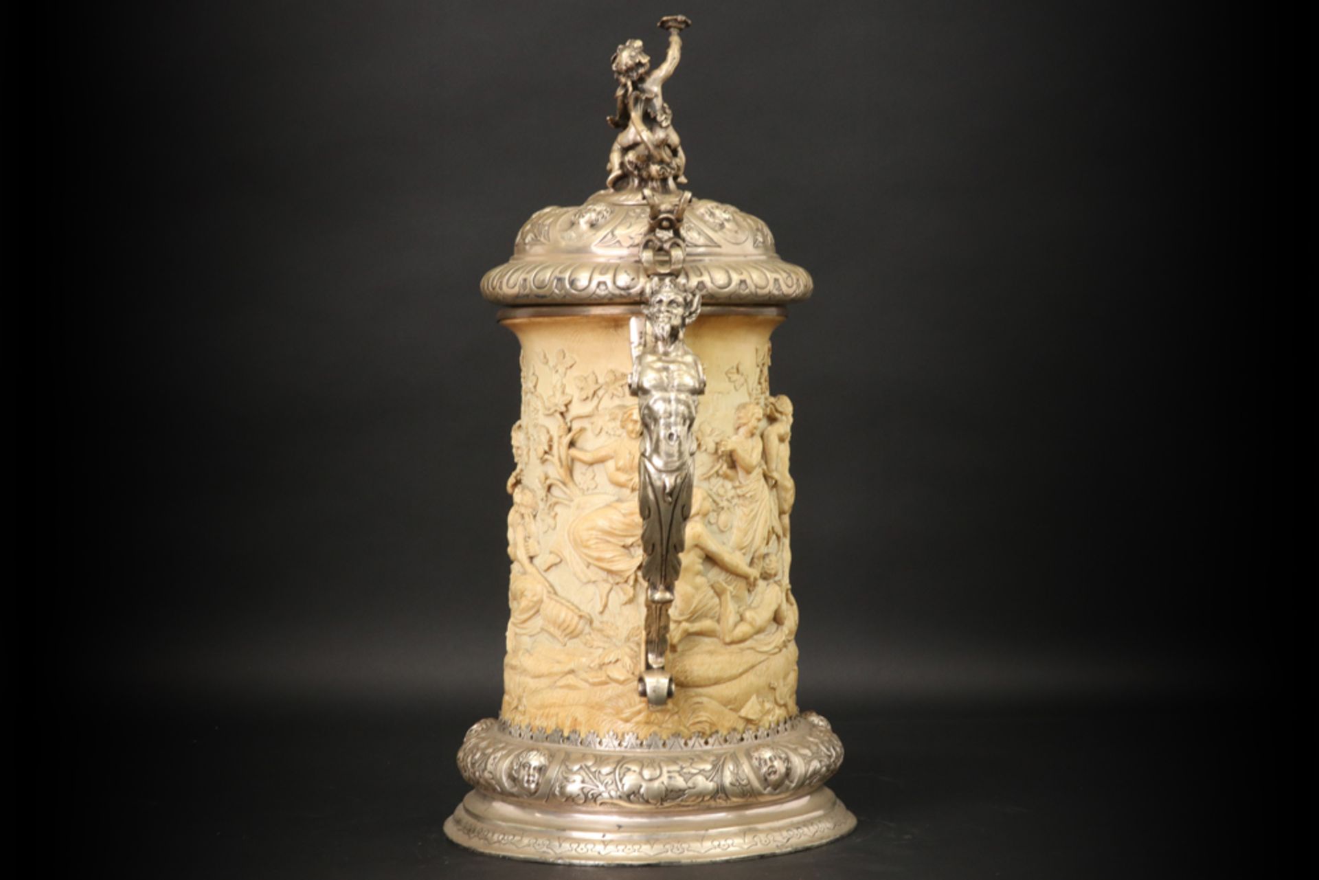 19th Cent. or earlier European, probably French, cup/tankard in ivory and marked solid silver ( - Image 6 of 6