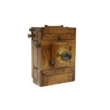 19th Cent. French "Mackenstein Paris" marked camera with wooden case || MACKENSTEIN ETS - PARIS