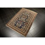 antique Shirvan rug with typical design || Antieke Perzische Shirvan met typische gegeometriseerde