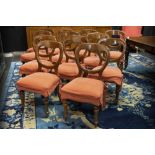 series of twelve antique English chairs in mahogany || Reeks van twaalf antieke Engelse stoelen in