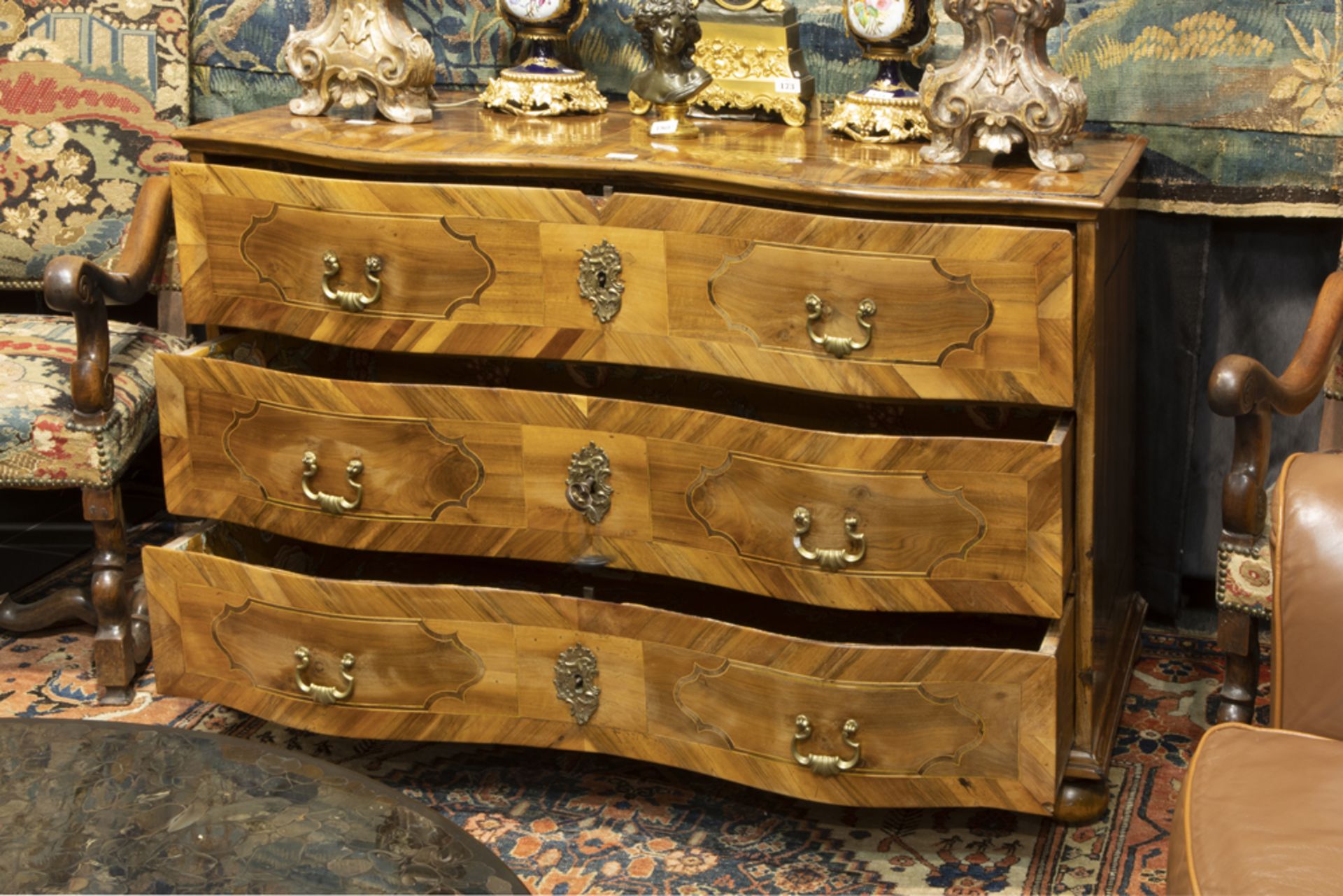18th Cent. parquetry chest of drawers from the regio of the Meuse with a double curved front with - Image 2 of 2