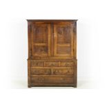 antique English Georgian oak cupboard || Antieke Engelse Georgian meubel, zgn cupboard, in mooi