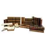 small collection of old books || Lot antieke en oude in leder ingebonden boeken - 35 stuks