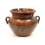 urn with two handles in earthenware with a polished surface with engraved decor || Urne met twee