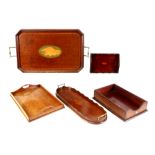 collection of antique (dinner)-trays || Lot antieke Engelse dienplateaus in hout