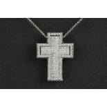 beautiful cross-shaped pendant in white gold (18 carat) with ca 5,20 carat of very high quality