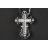 cross-shaped vintage pendant in white gold (18 carat) with more then 1,50 carat of baguette and