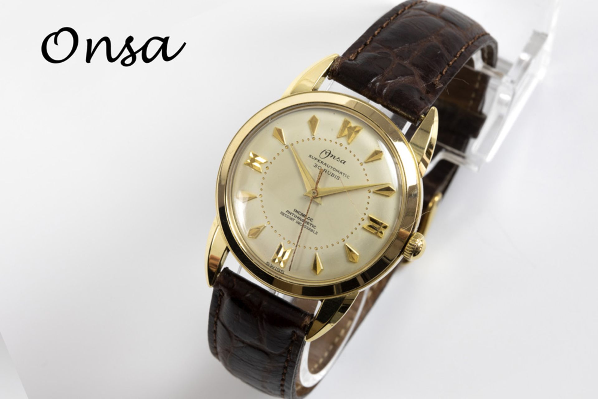 vintage automatic "Onsa" marked wristwatch yellow gold (18 carat) - ("anti magnetic en ressort