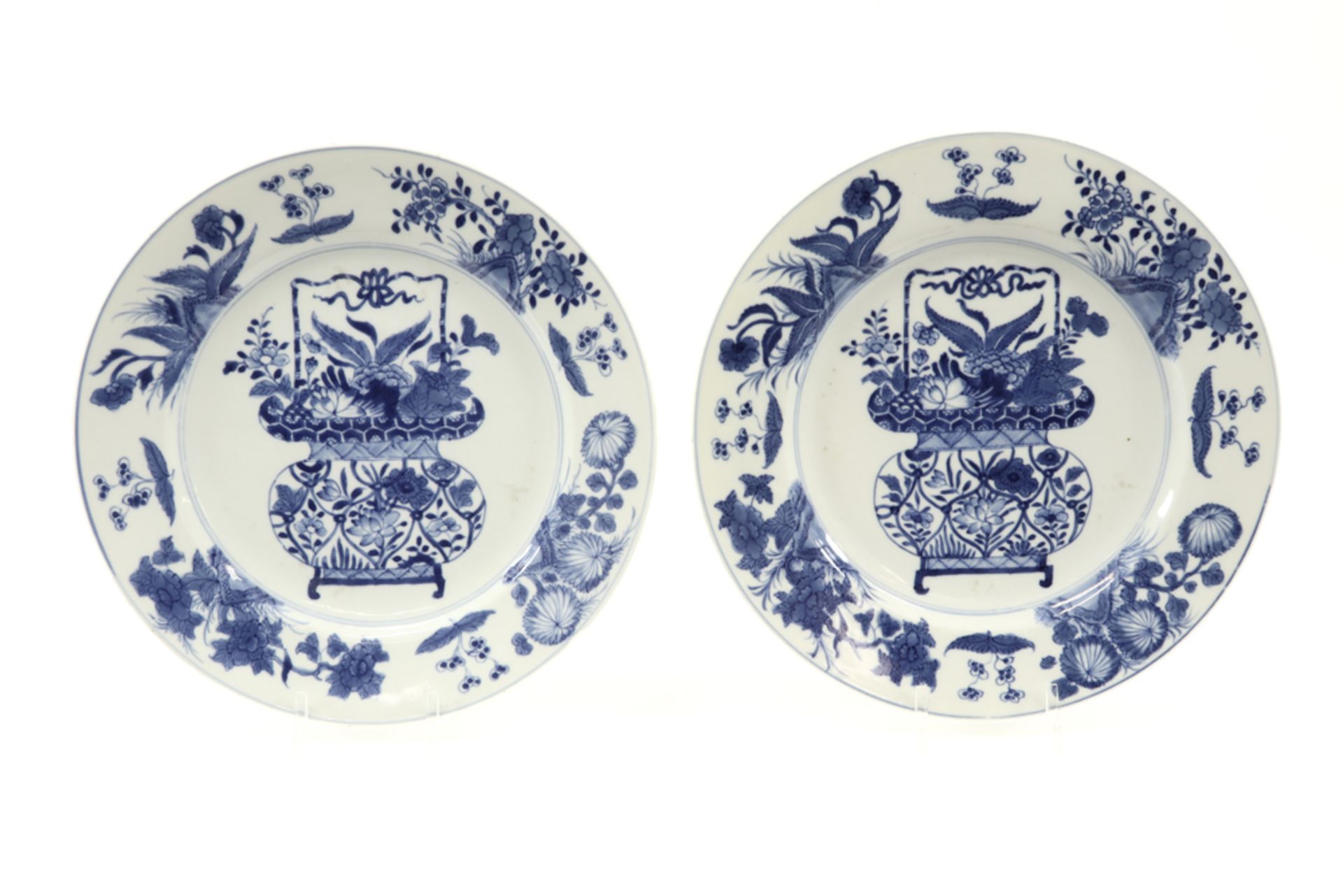 pair of 17th/18th Cent. Chinese Kang Hsi period dishes in marked porcelain with a blue-white decor