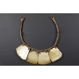 Philippines Ifugao necklace with four pendants in mother of pearl || FILIPIJNEN - ca 1950