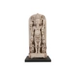 12th Cent. North Indian three headed and four armed "Brahma Trimuti" sculpture in marble || NOORD-