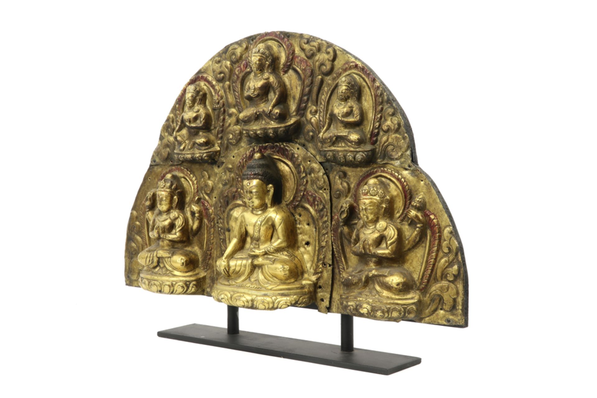 antique Nepalese Malla period "Pariksha" in gilded copper depicting the five Dhyani Buddhas ( - Bild 3 aus 3