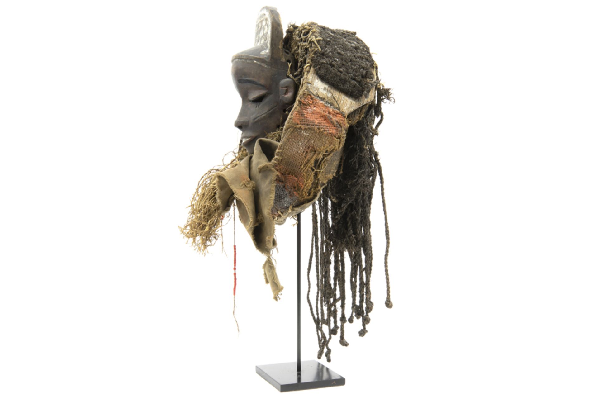 good old Congolese "Pende" forehead mask with headdress in wood and vegetal fibres with - Image 3 of 4