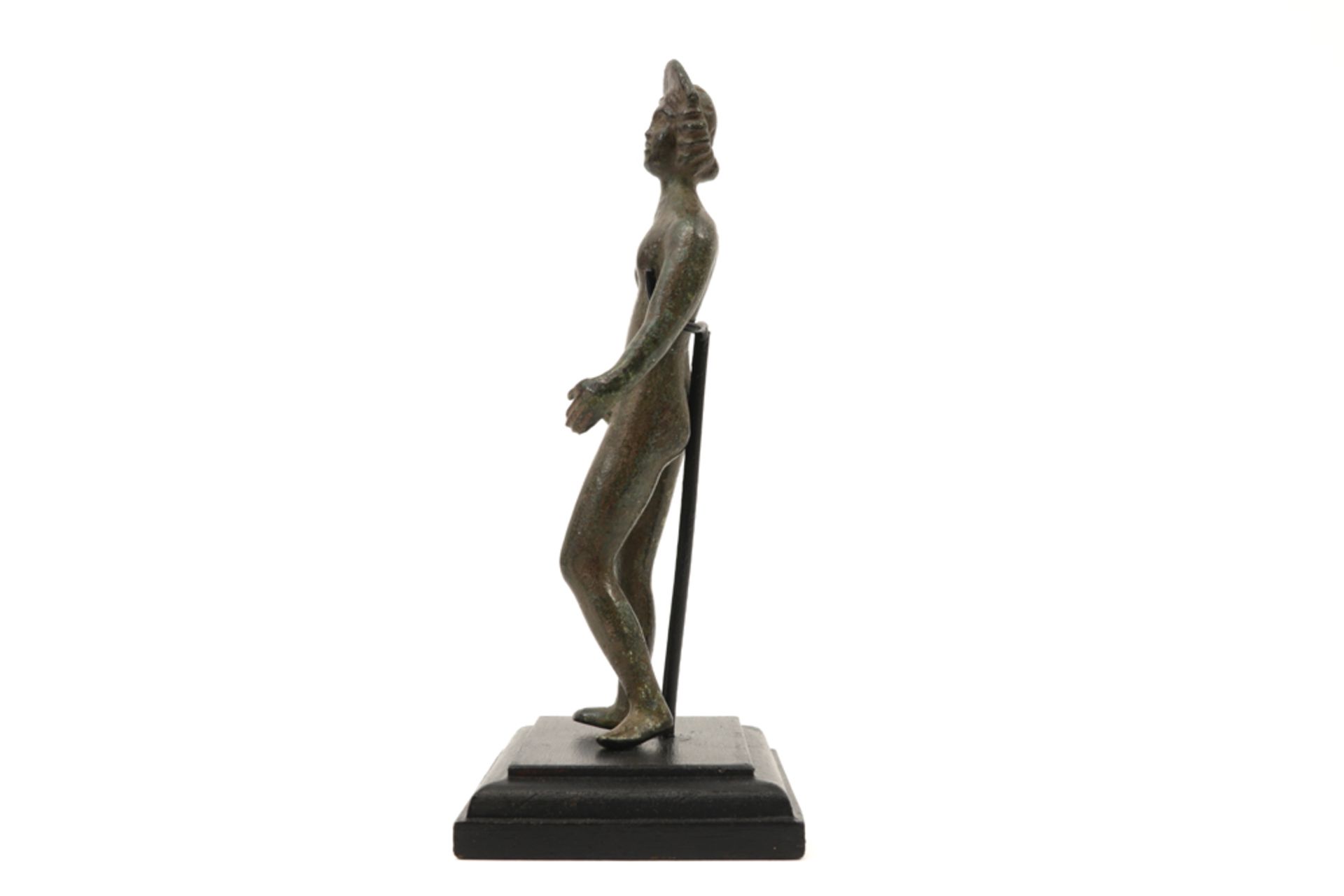 Ancient Roman bronze sculpture depicting a nude Venus with certificate from "Pax Romana - London" || - Image 4 of 4