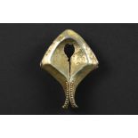 antique Indonesian Sumba "Mamuli" ear ornament in gold || INDONESIË / SUMBA EILAND - 19°/20° EEUW
