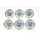 series of six small 18th Cent. Chinese plates in porcelain with blue-white flower decor || Reeks van