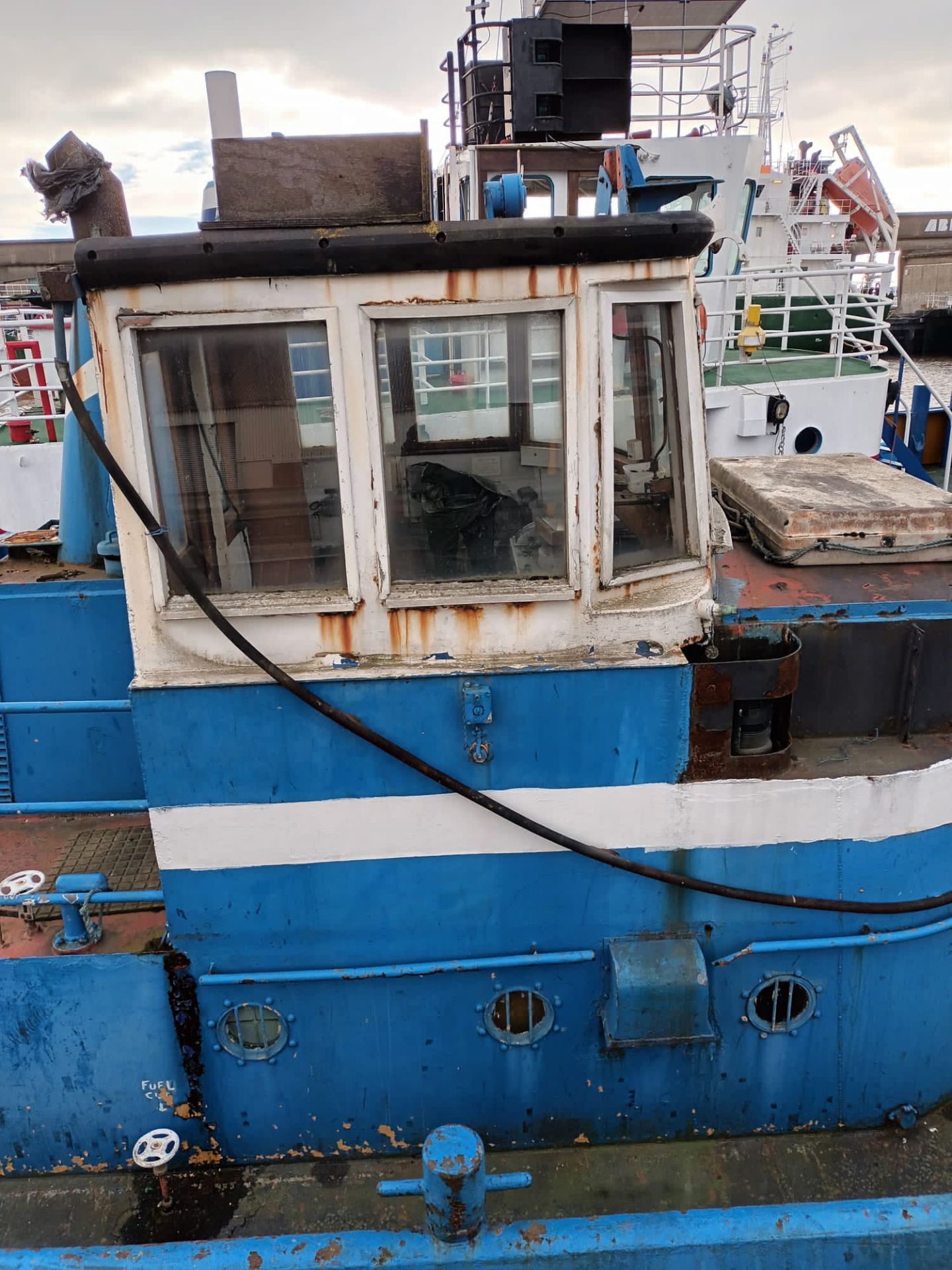 Tug Boat - Solid no leaks - 50ft long, 15ft wide, 9ft depth, 60 ton weight - NO VAT +RESERVE LOWERED - Image 3 of 20