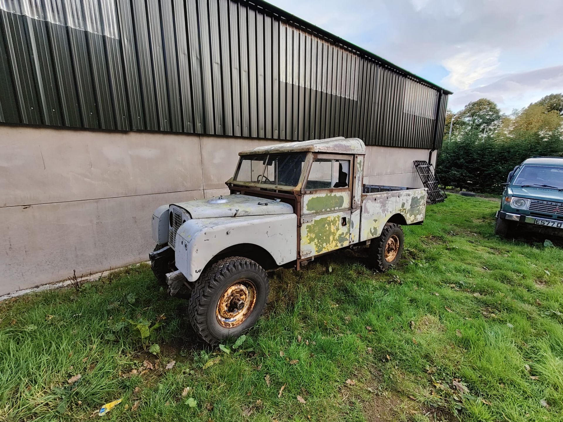 Land Rover 109 Series 1 Galvanised Chassis 107 body, 2 1/4 petrol engine new distributor & leads
