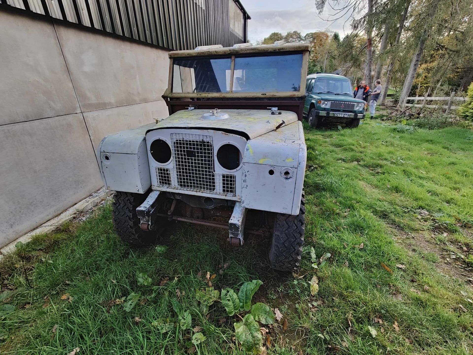 Land Rover 109 Series 1 Galvanised Chassis 107 body, 2 1/4 petrol engine new distributor & leads - Image 4 of 8