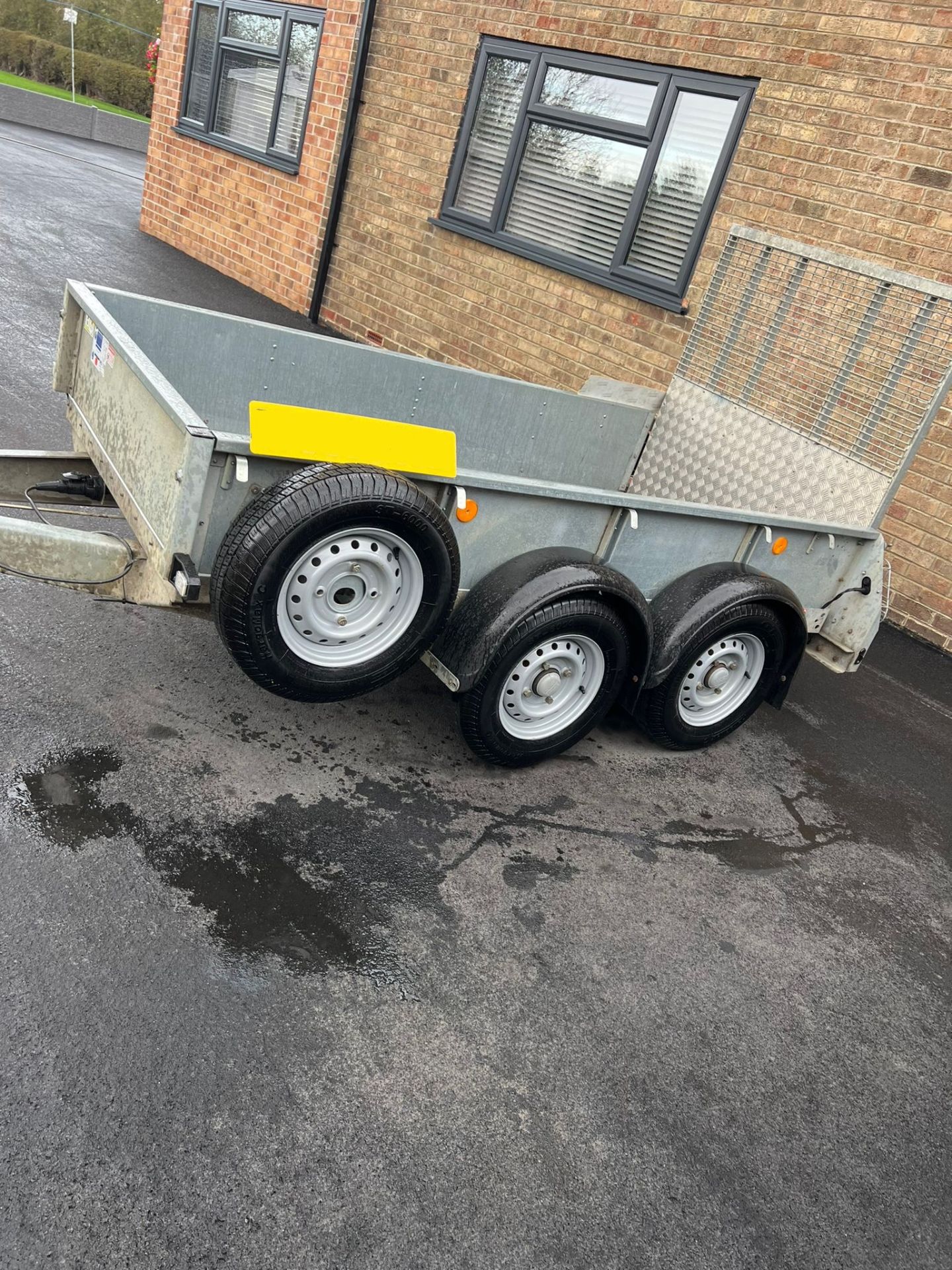 Ifor Williams GD84 Trailer - Year 2018 - Drop down ramp - good tyres all around - Image 3 of 10