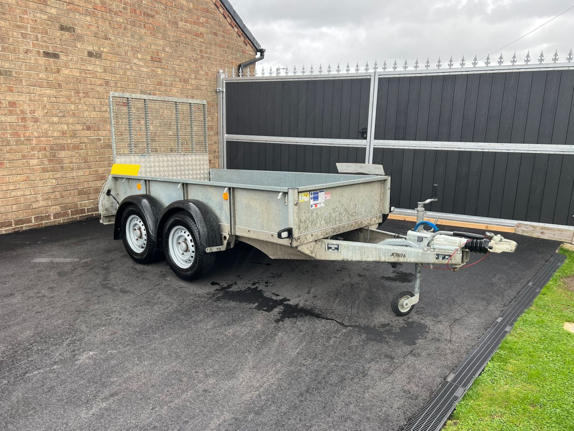 Ifor Williams GD84 Trailer - Year 2018 - Drop down ramp - good tyres all around