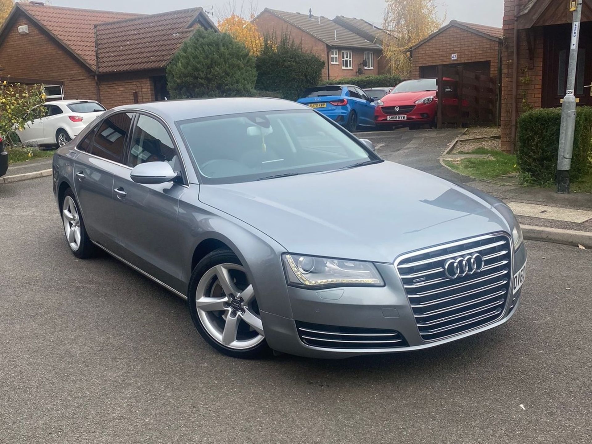 2010 AUDI A8 SE 4.2 TDI V8 QUATTRO AUTO GREY SALOON - 102k miles - PARKING SENSORS - OV60 NGN