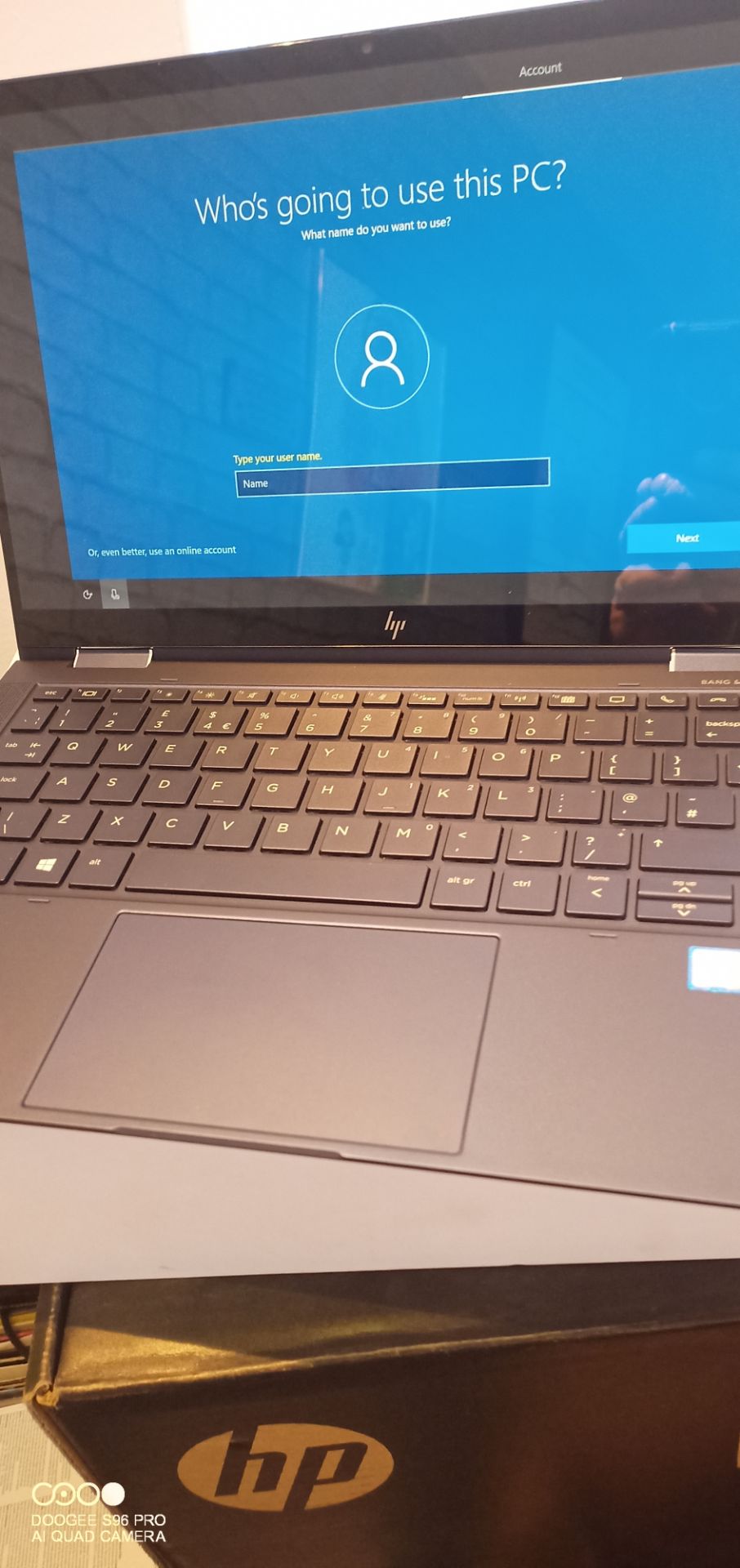 Asus Zenbook Laptop - Looks to be first person set up - complete with all accessories - Image 2 of 8