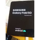 SamsungGalaxy Fold - 512gb - First person set up , no calls or accounts on unit