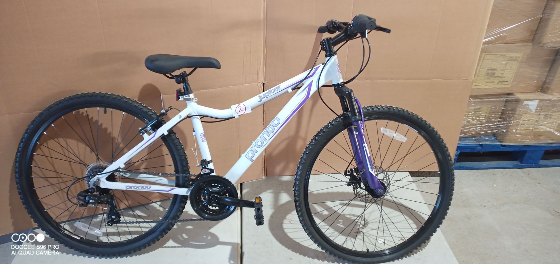 1pc x 26" full size Mountain bike as pictured , looks new unused , all appears to be present