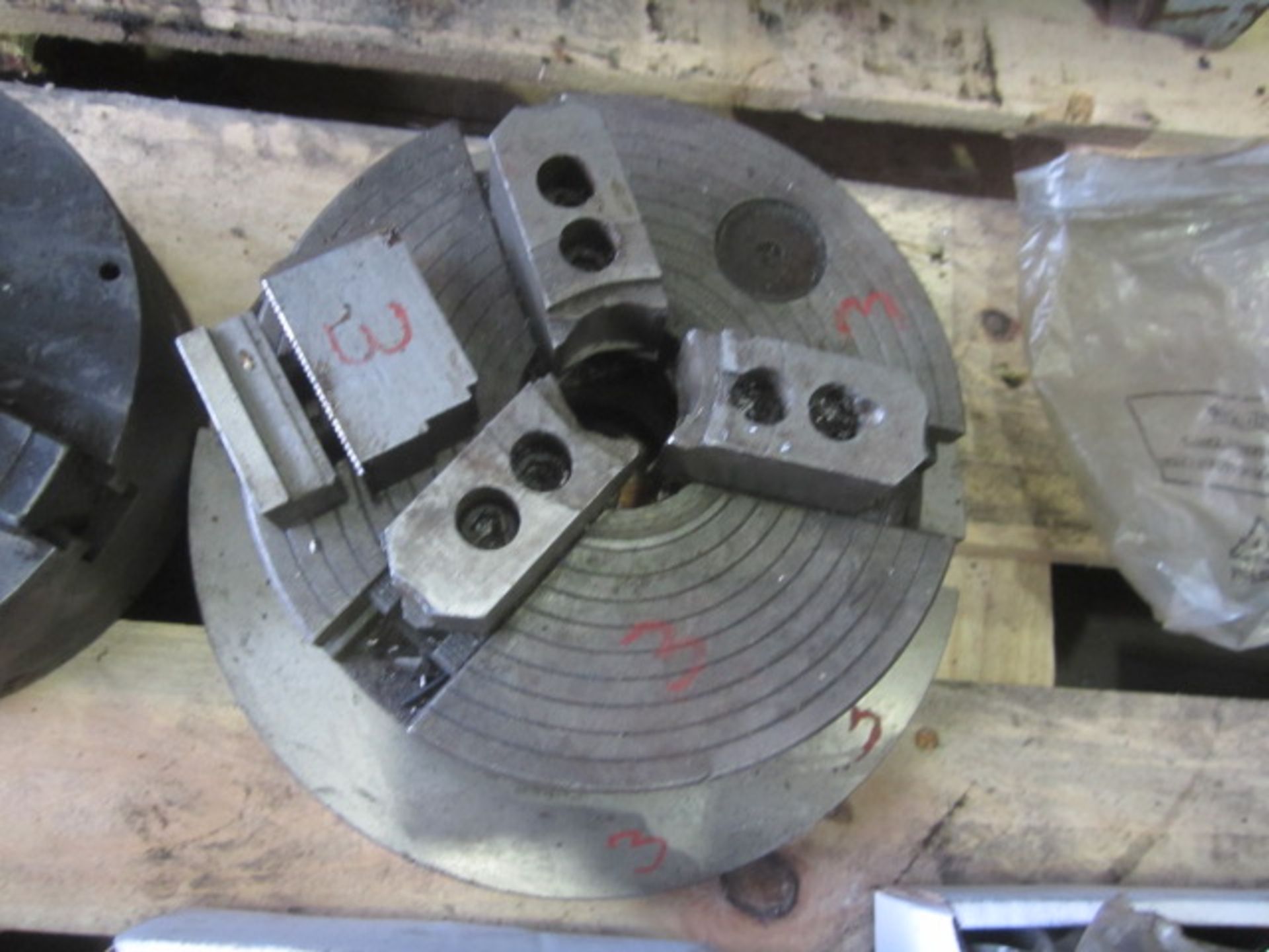 Milling chuck, 3 jaw. Located at Southern Engineering Equipment, Poole