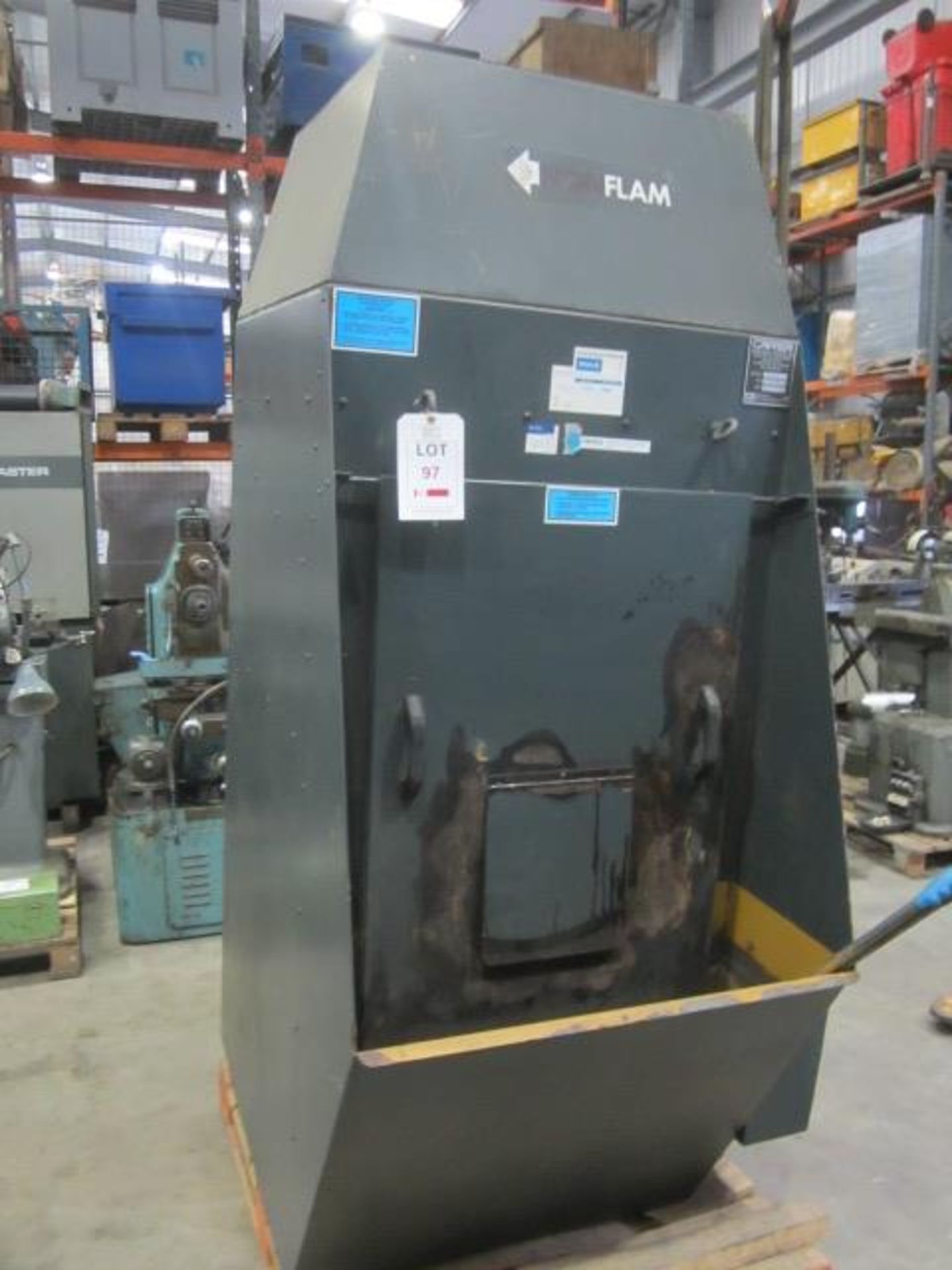 Carter non flammable wet dust cabinet, type W120 17.5kw, serial no. 130401 (2013). A mandatory lift