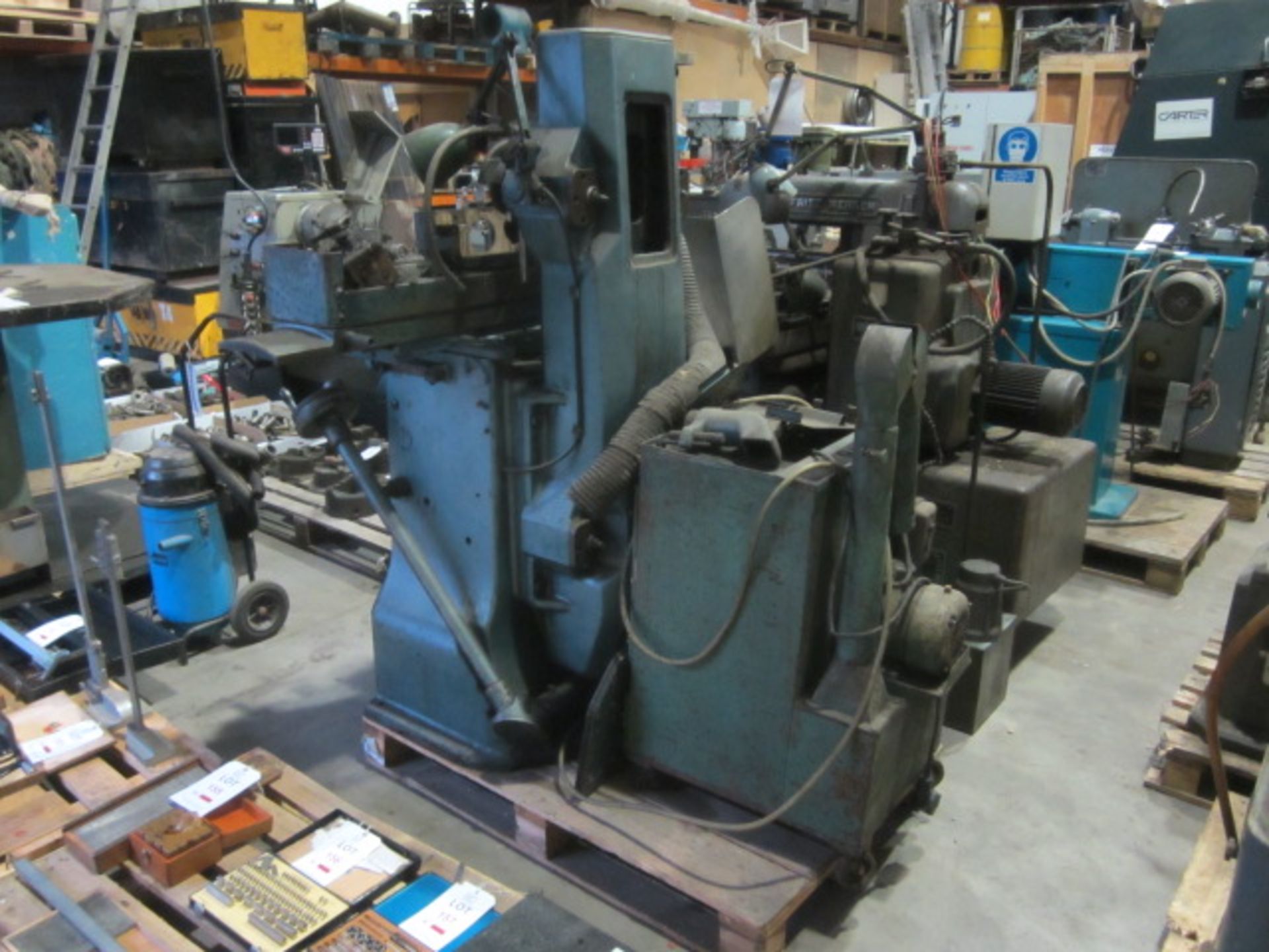 Jones & Shipman 540 H horizontal spindle surface grinder - for spares only. A mandatory lift out - Image 2 of 6